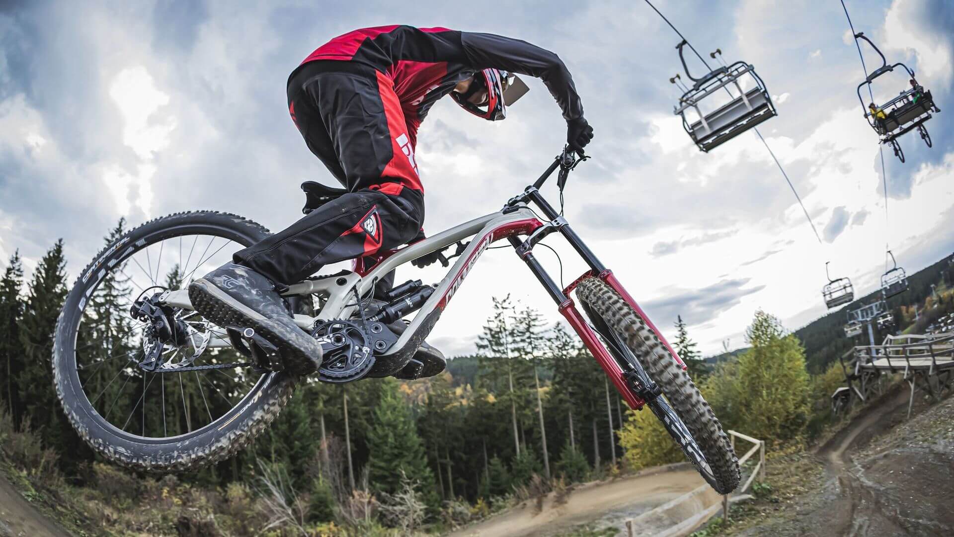 Mountainbiken Im Sauerland Im Bikepark Winterberg Wird Sport Zum